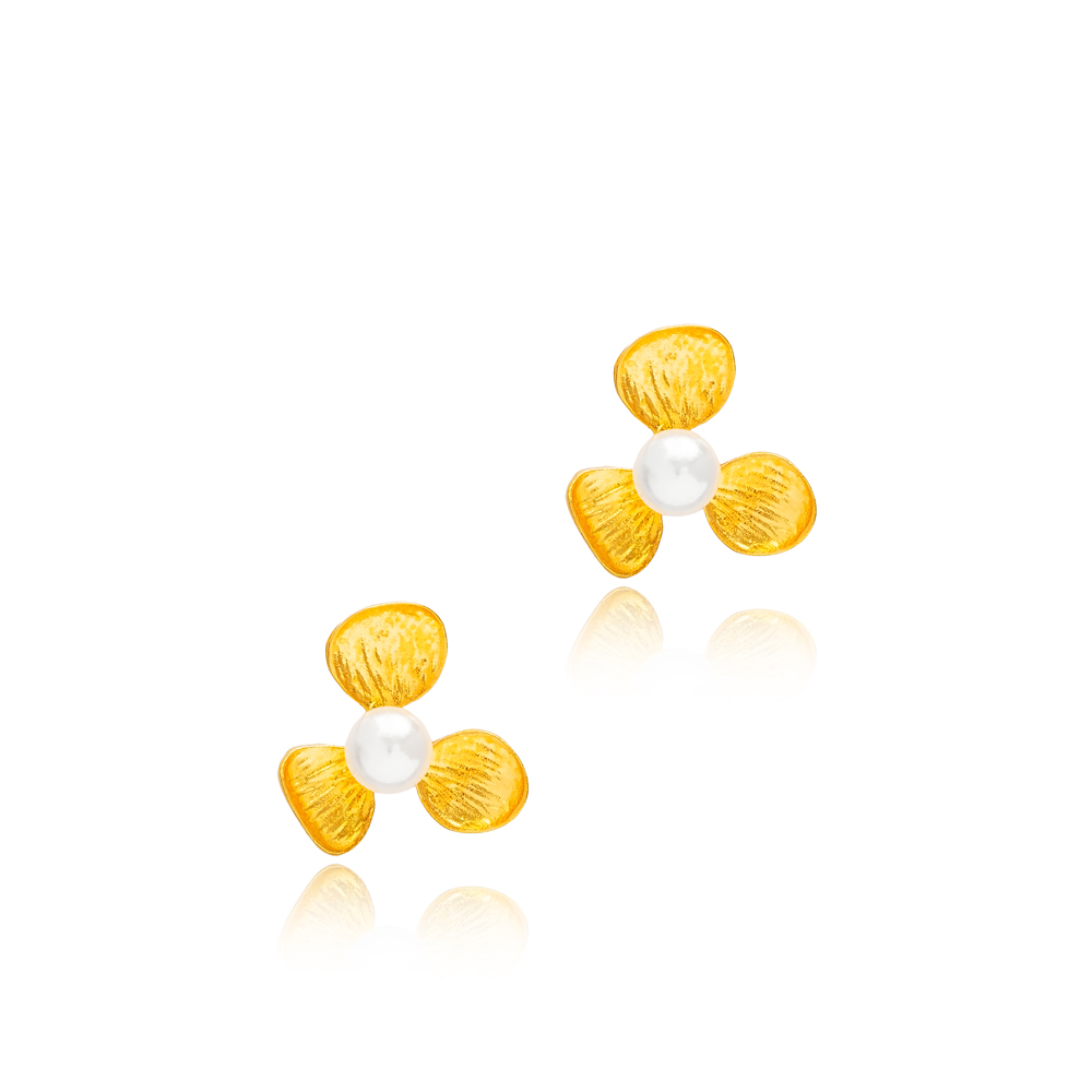 Daisy Mother of Pearl Stone 22K Gold Plated Stud Earrings Handcrafted Wholesale 925 Sterling Silver Turkey Jewelry