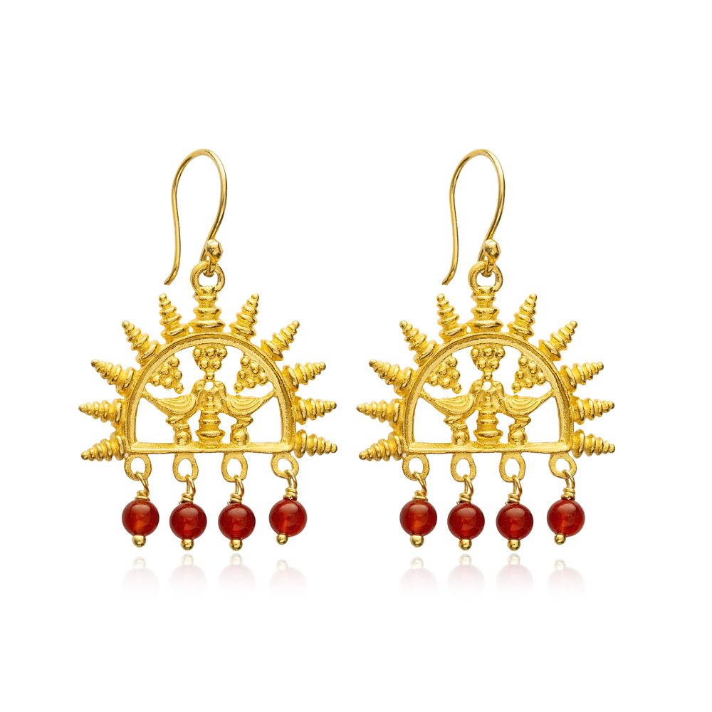 Multiple Agate 22K Gold Vintage Hook Earrings
