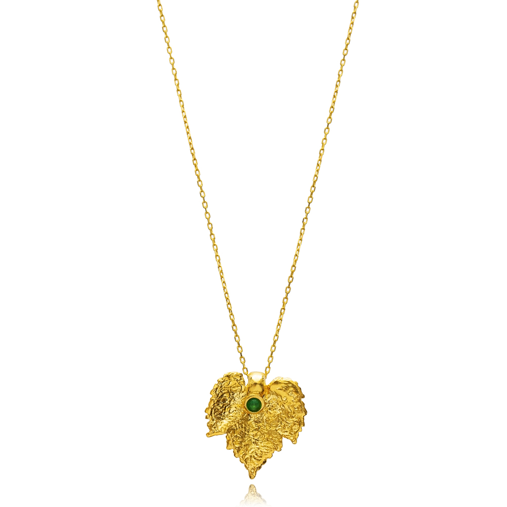 Emerald CZ Leaf Design 22K Vintage Necklace